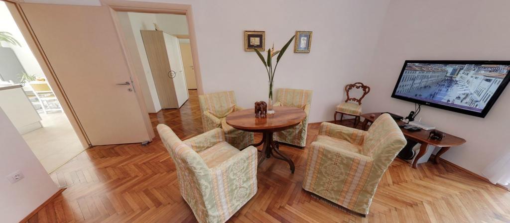 Apartment Mihe Ντουμπρόβνικ Εξωτερικό φωτογραφία